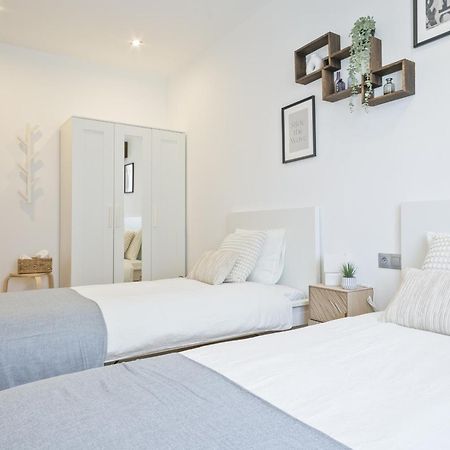 Ola Living Consell De Cent Apartment บาร์เซโลนา ภายนอก รูปภาพ