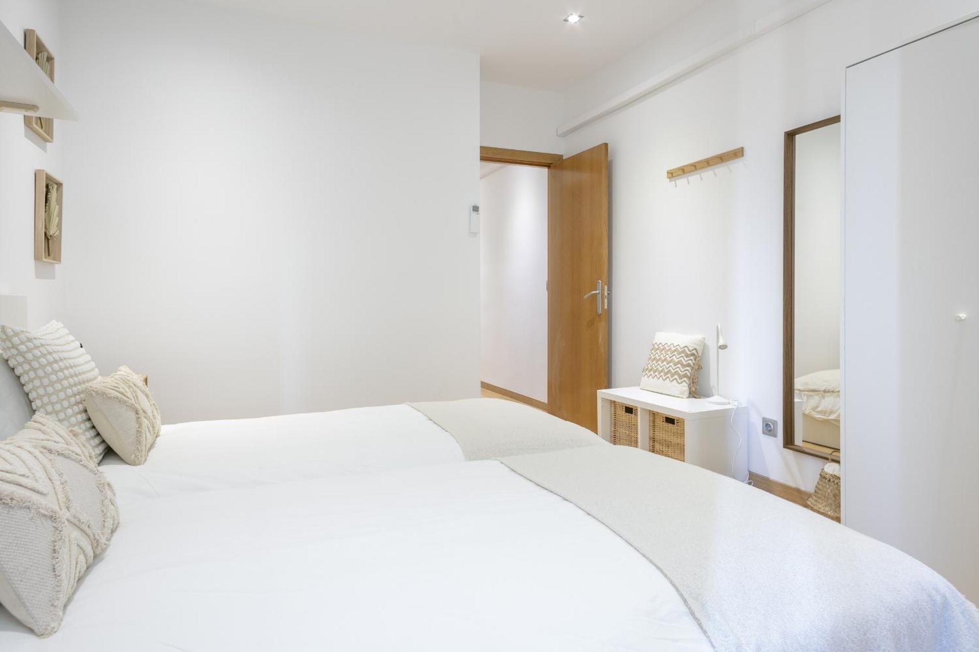 Ola Living Consell De Cent Apartment บาร์เซโลนา ภายนอก รูปภาพ